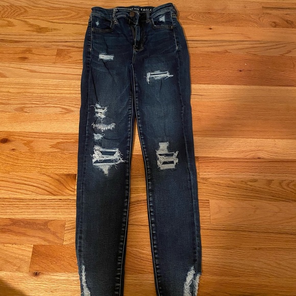 American Eagle Outfitters Denim - A&E Jeans !!